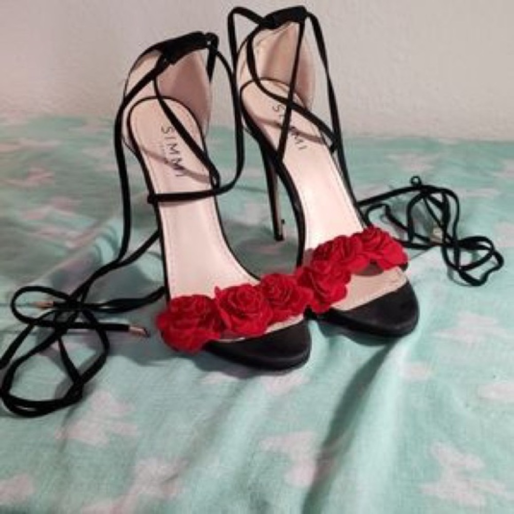 BRAND NEW ✨Black Suede Flower Lace Up Heels✨